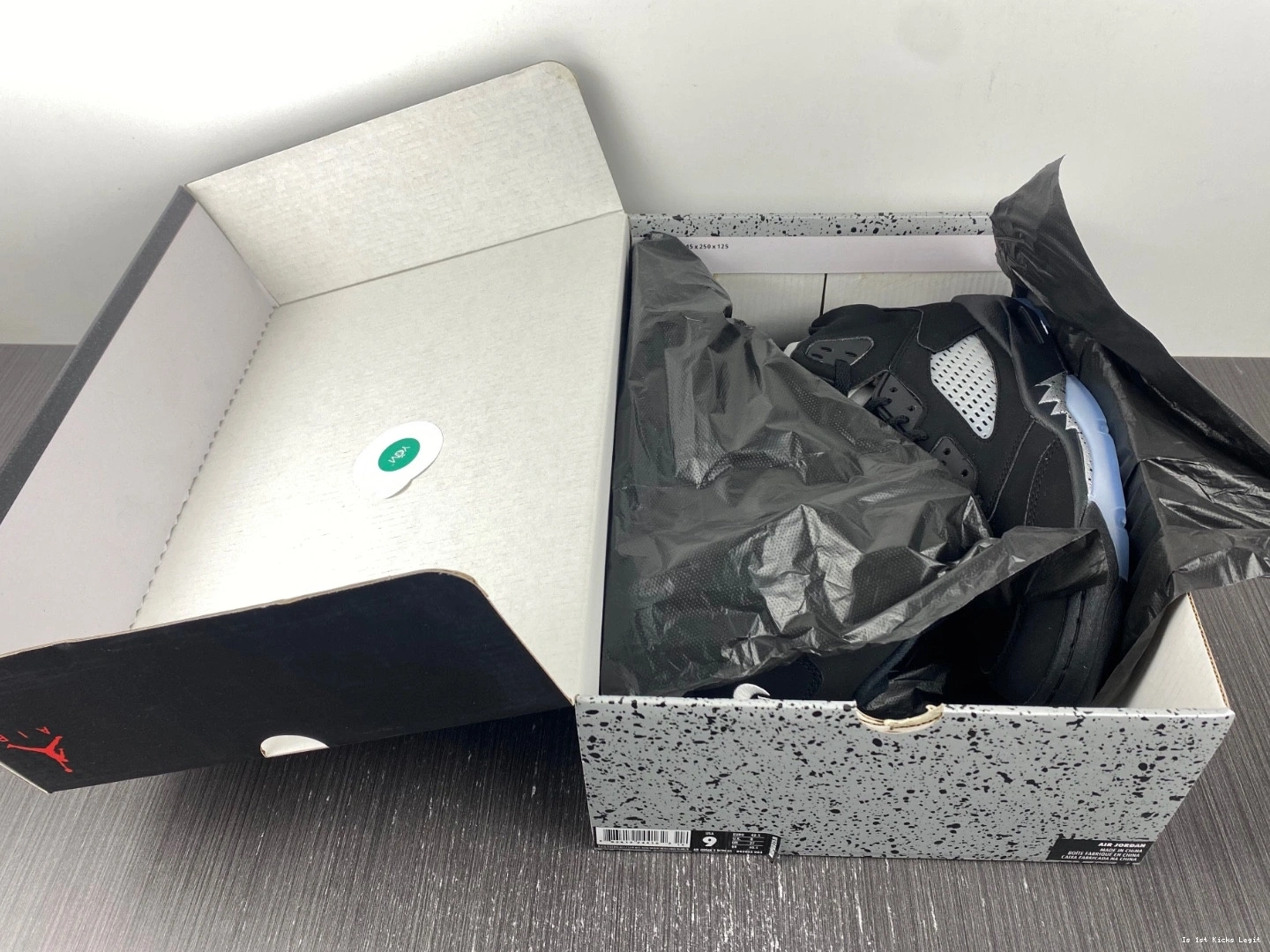 Jordan Retro - Black Metallic 845035-003 (2016) 5 0131